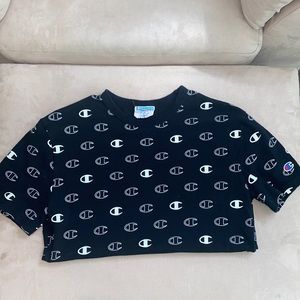 Champion logo black t-shirt